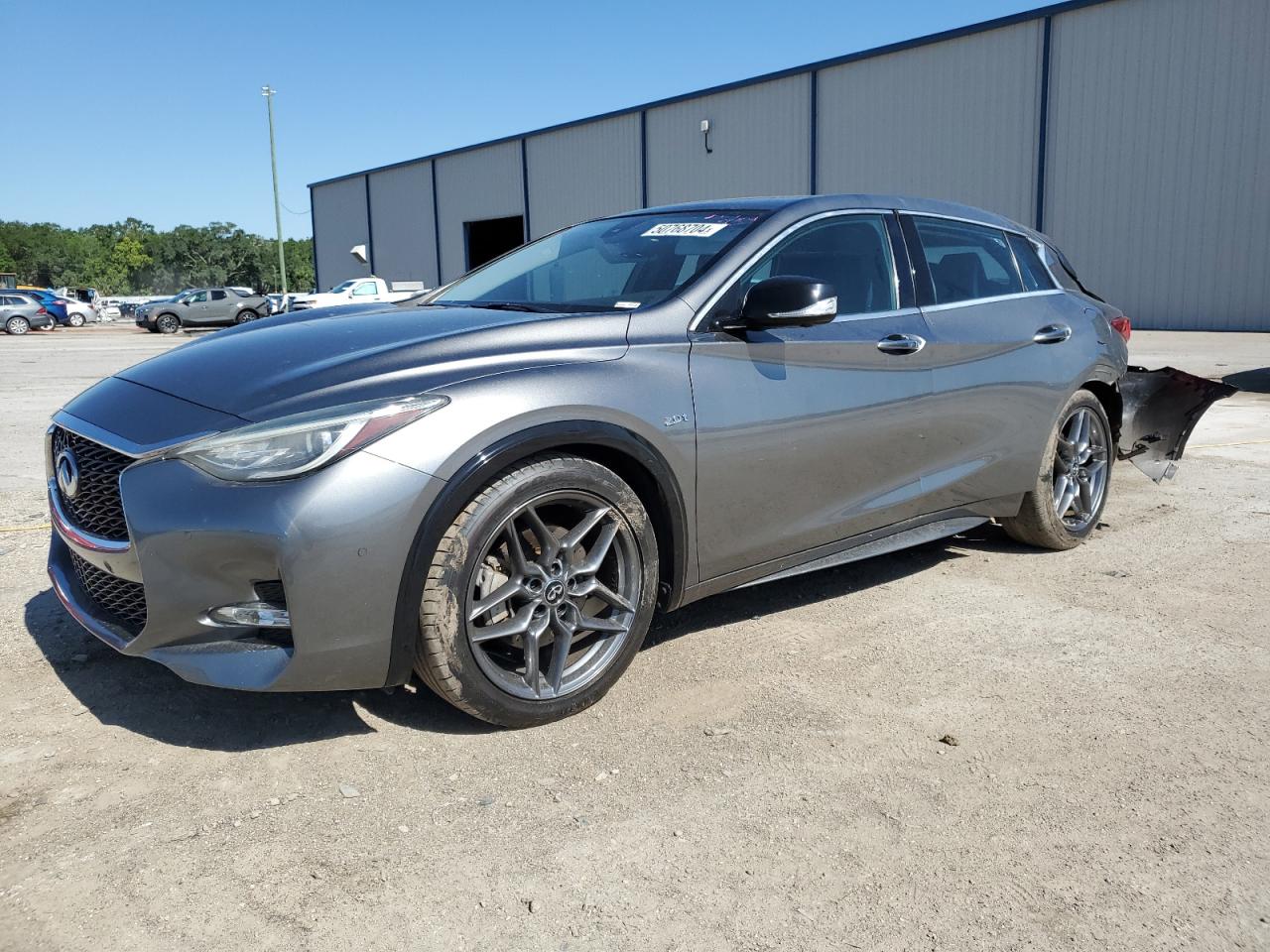 2018 INFINITI QX30 BASE