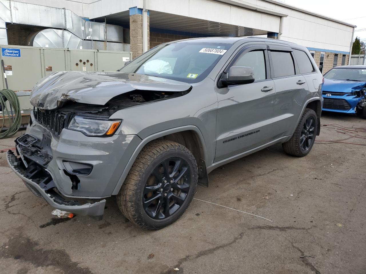 2022 JEEP GRAND CHEROKEE LAREDO E