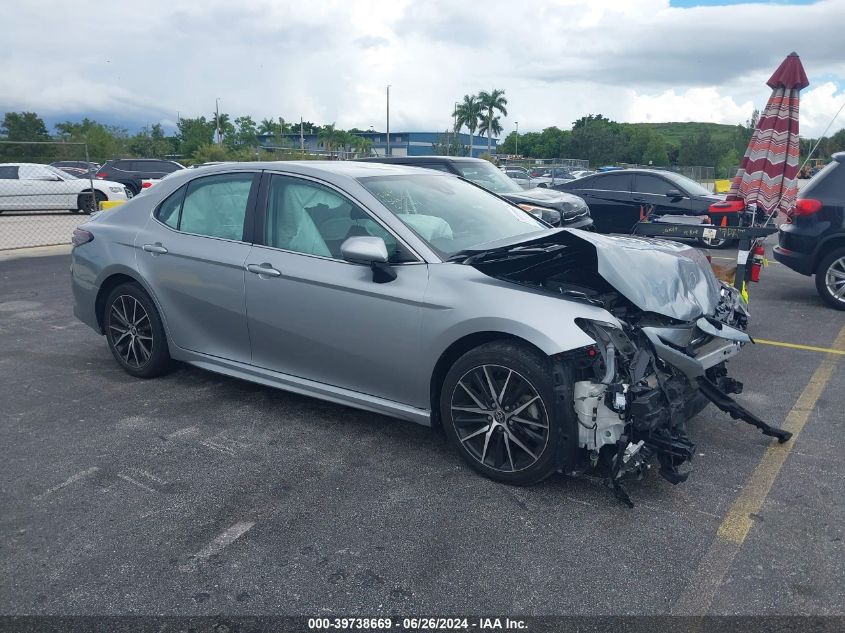 2021 TOYOTA CAMRY SE