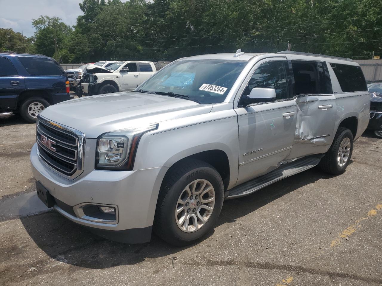 2016 GMC YUKON XL C1500 SLE