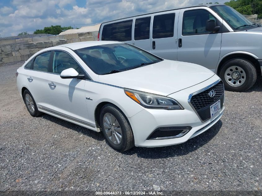 2016 HYUNDAI SONATA HYBRID/SE