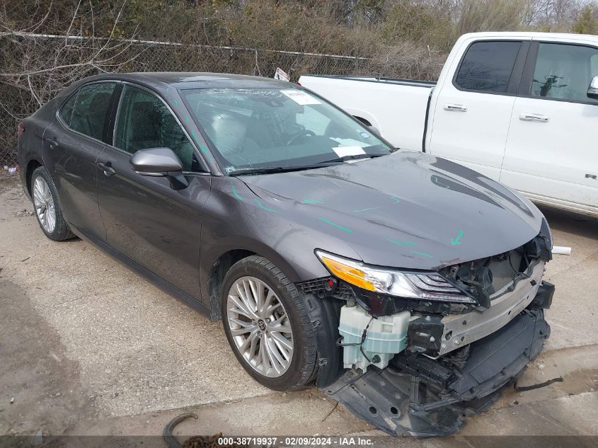 2020 TOYOTA CAMRY XLE V6