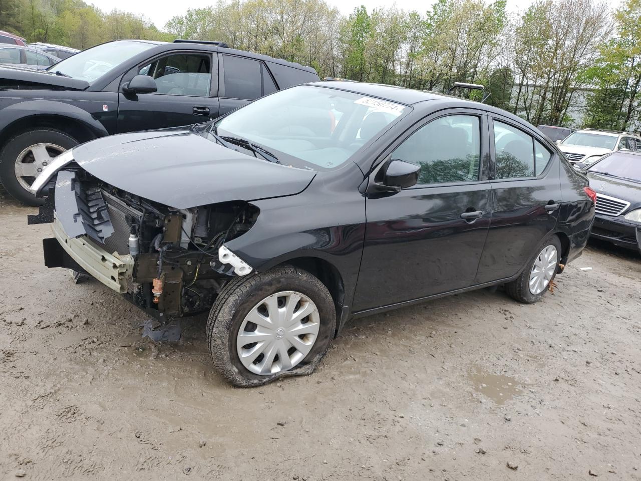 2019 NISSAN VERSA S