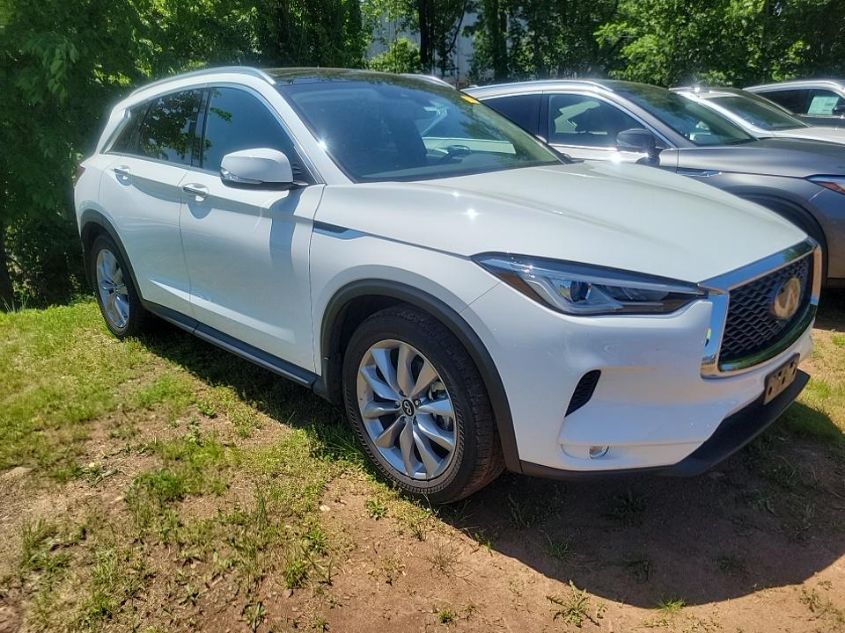 2021 INFINITI QX50 LUXE