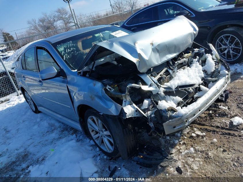 2013 SUBARU LEGACY 2.5I LIMITED