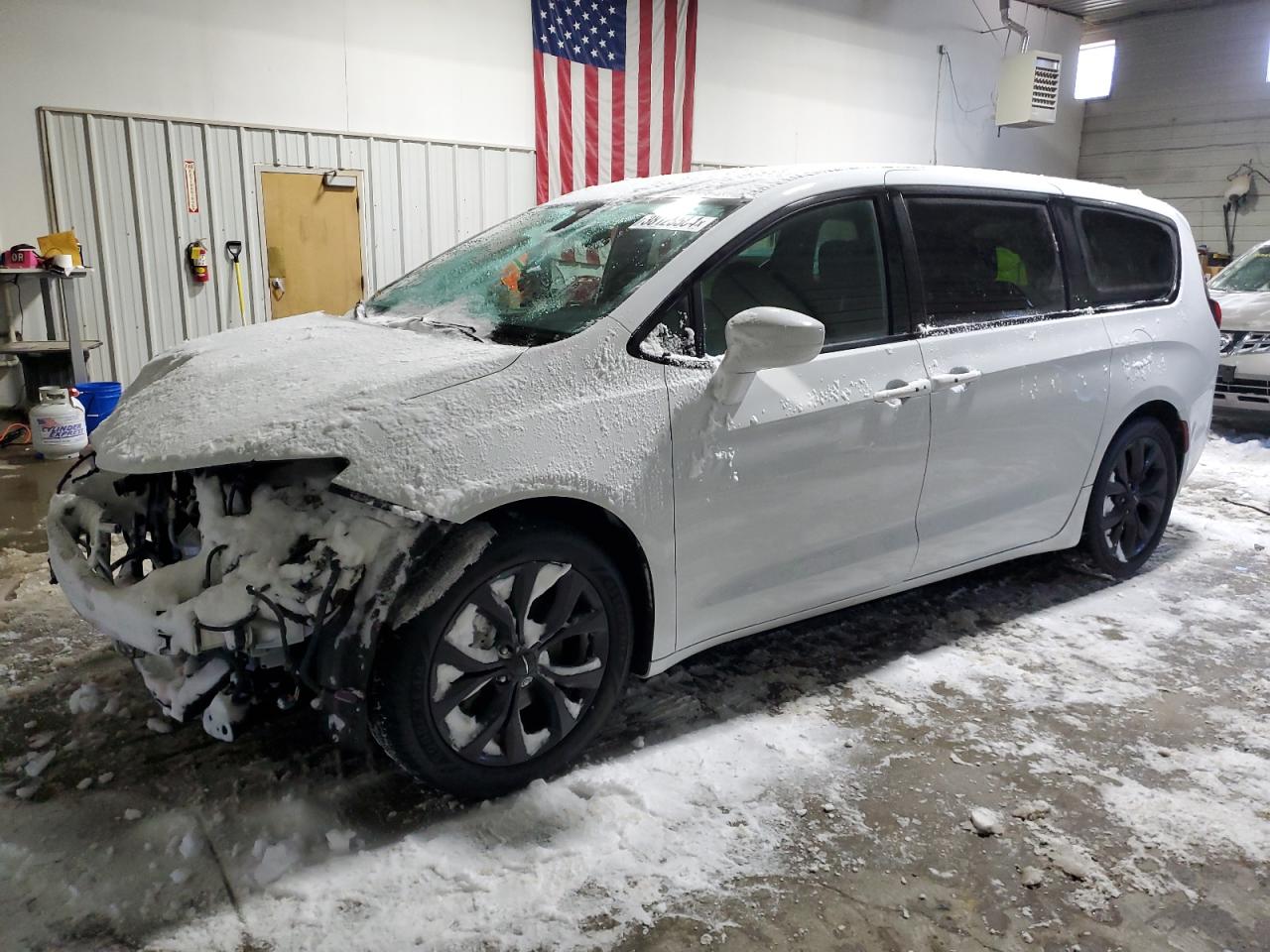 2020 CHRYSLER PACIFICA TOURING