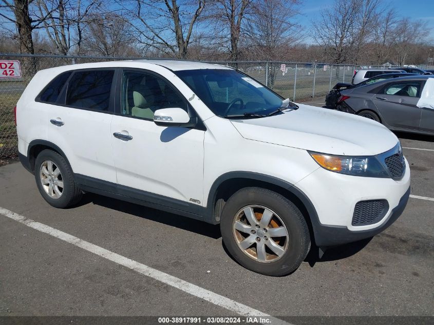 2013 KIA SORENTO LX