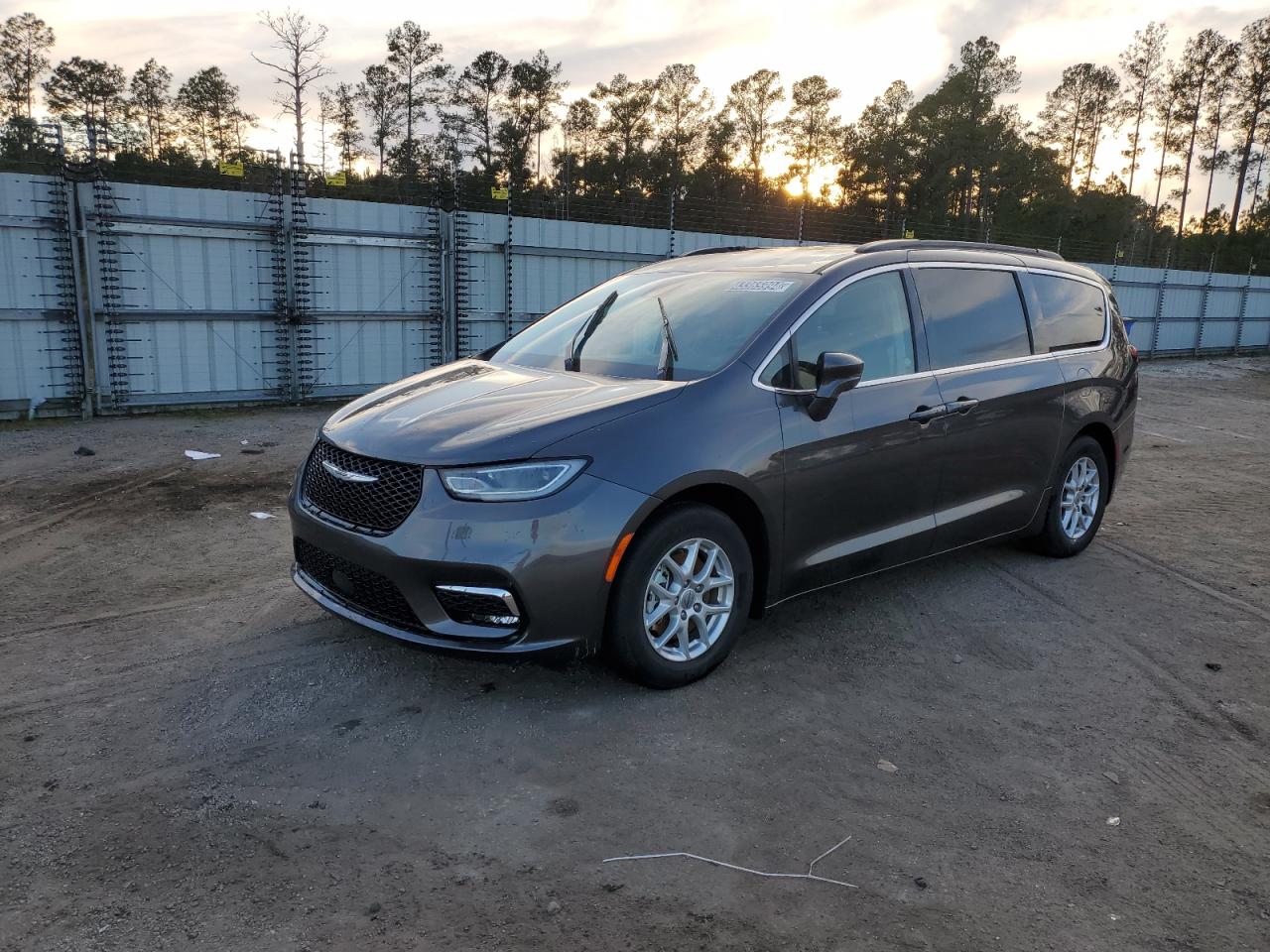 2022 CHRYSLER PACIFICA TOURING L