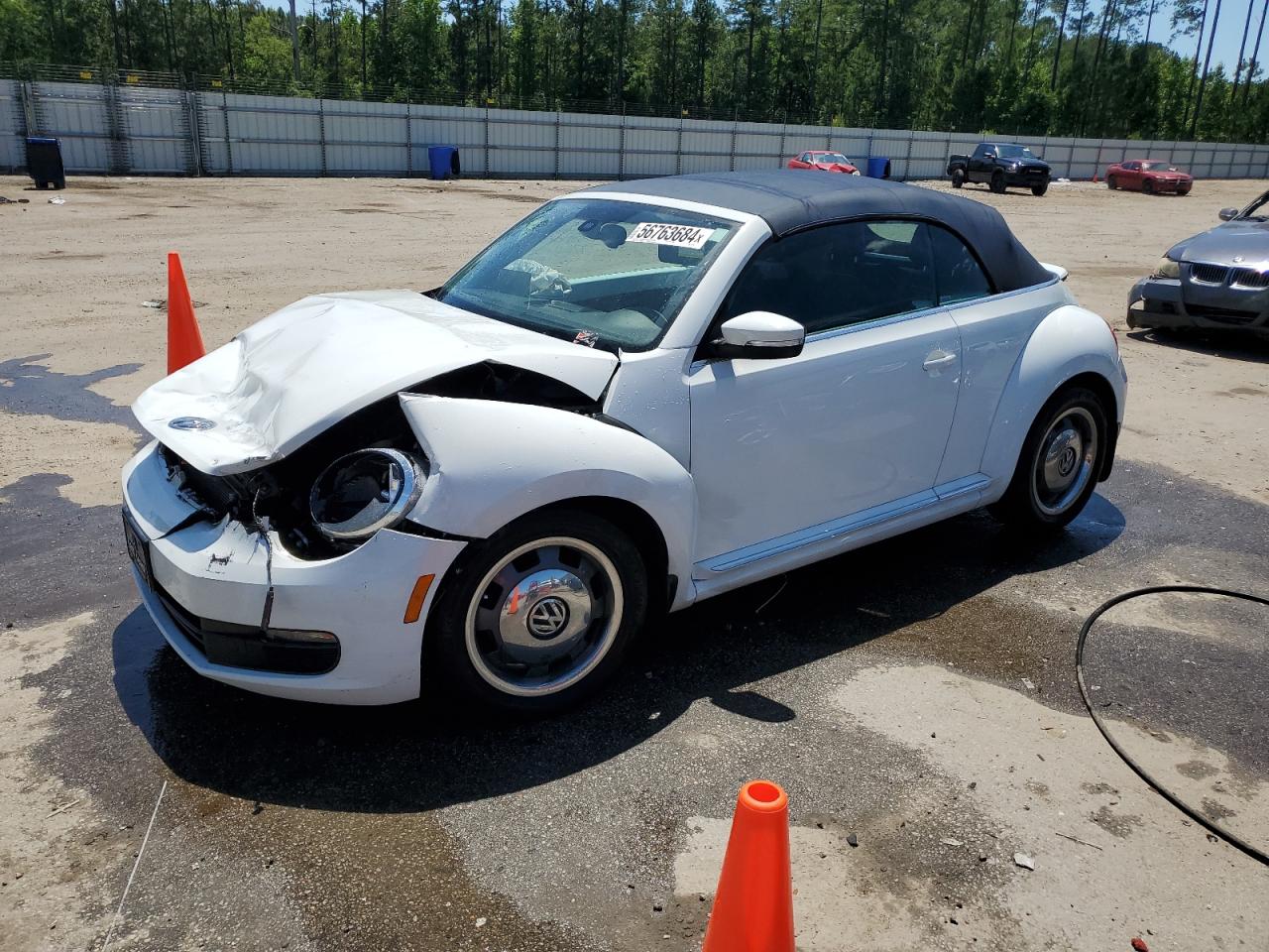 2016 VOLKSWAGEN BEETLE S/SE