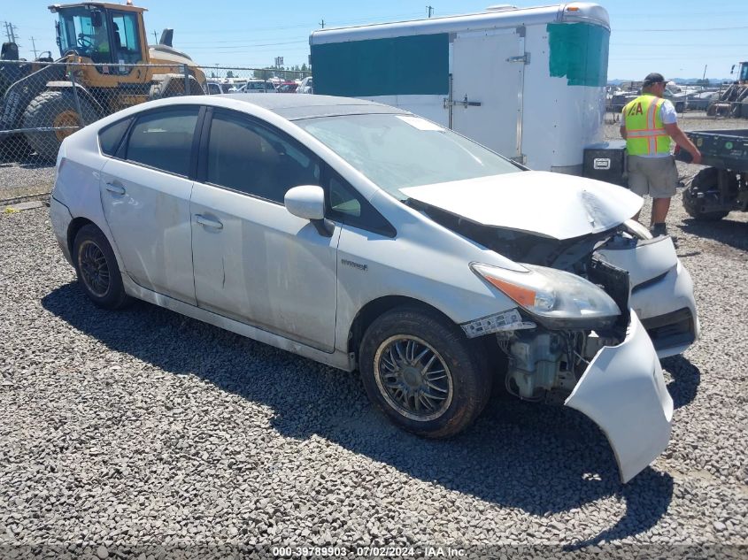 2013 TOYOTA PRIUS THREE