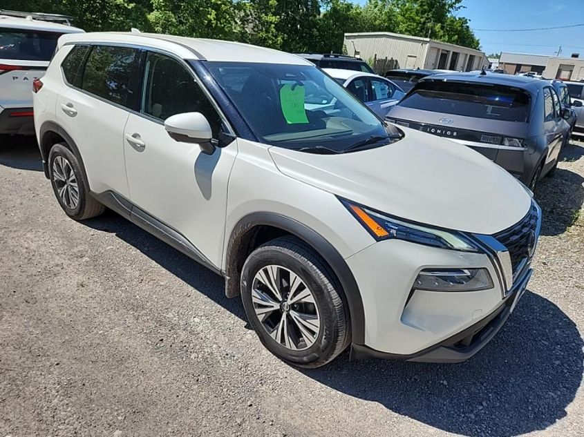 2021 NISSAN ROGUE SV