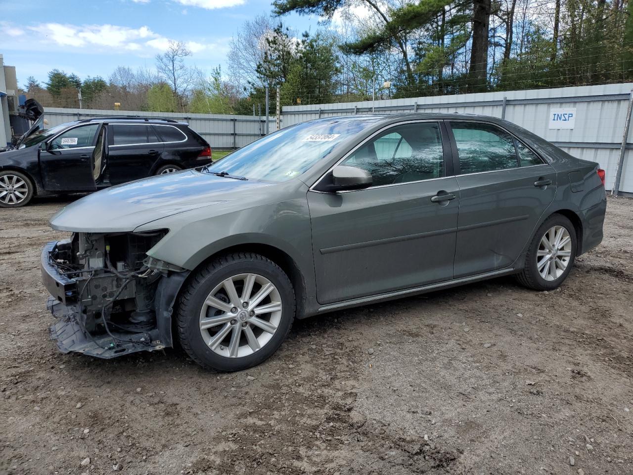 2012 TOYOTA CAMRY SE