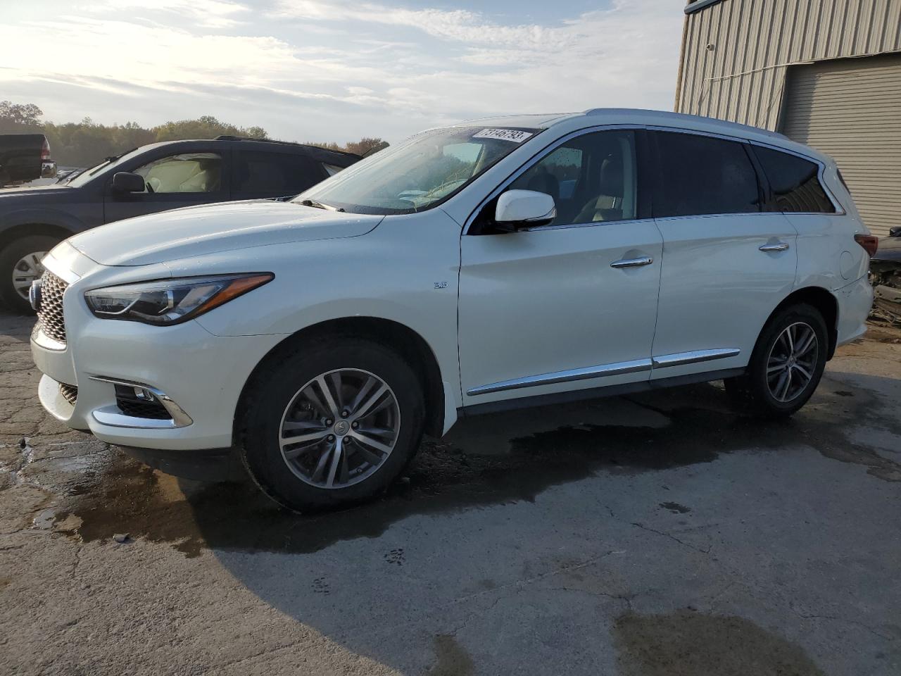 2017 INFINITI QX60