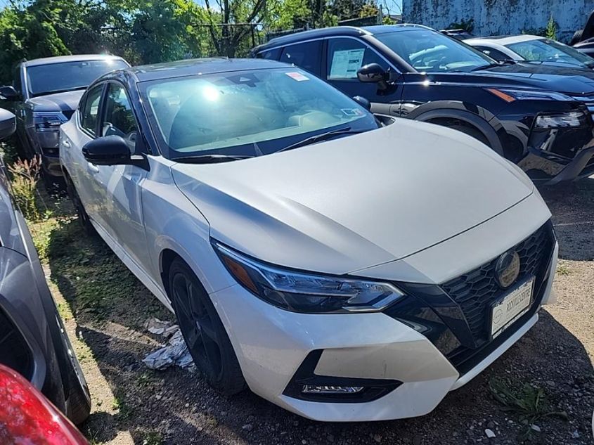 2022 NISSAN SENTRA SR