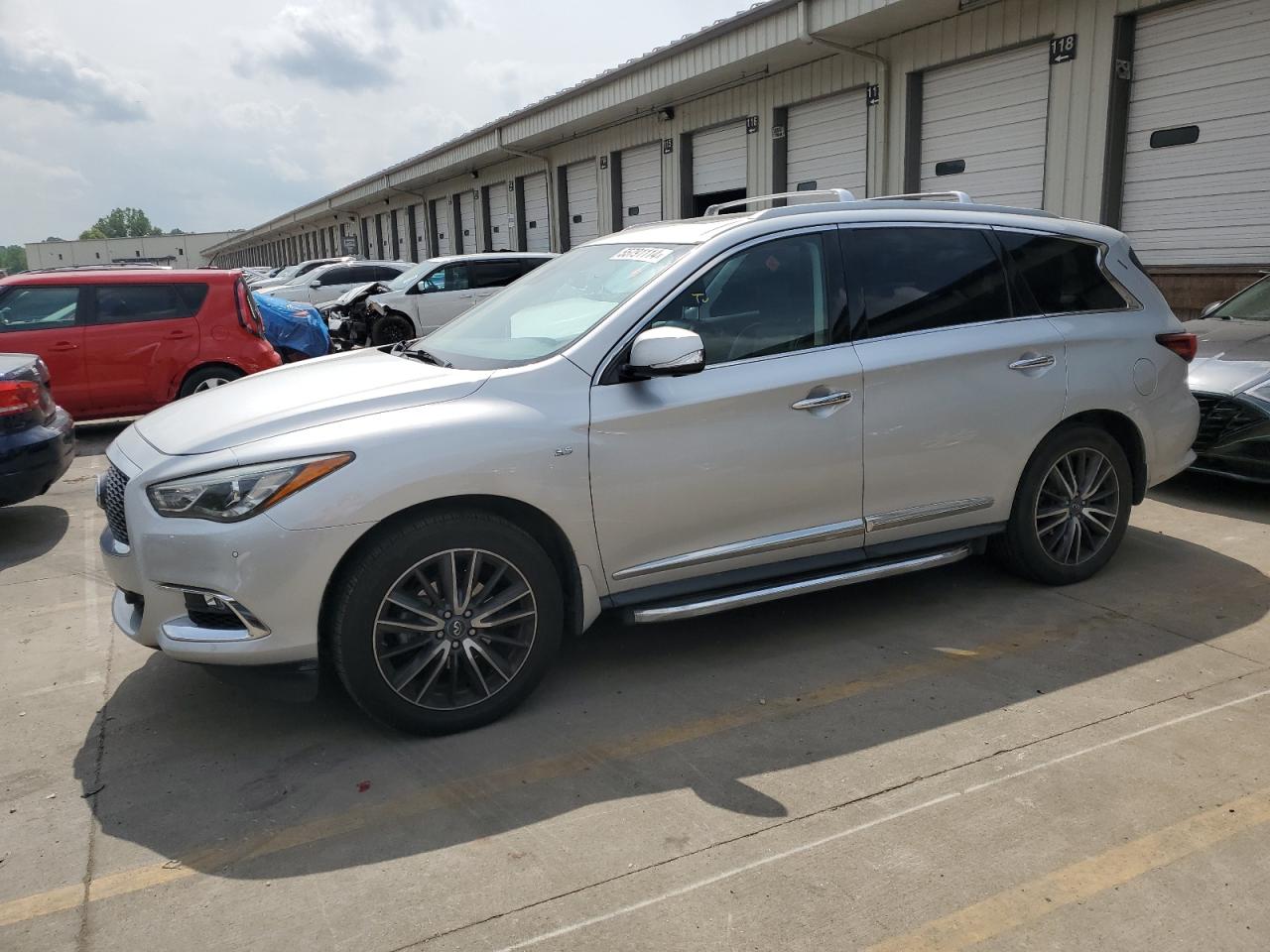 2019 INFINITI QX60 LUXE