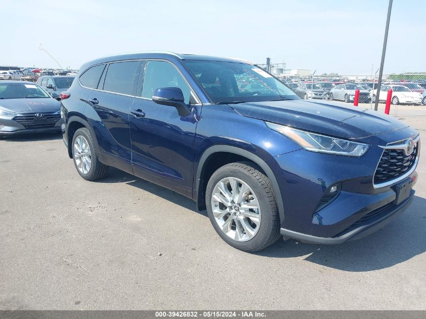 2022 TOYOTA HIGHLANDER LIMITED