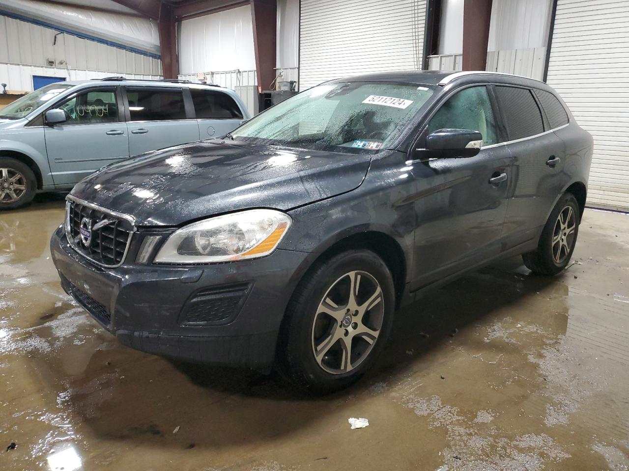 2013 VOLVO XC60 T6