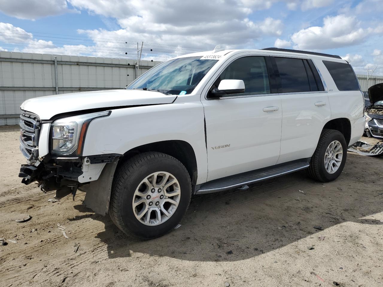 2017 GMC YUKON SLT