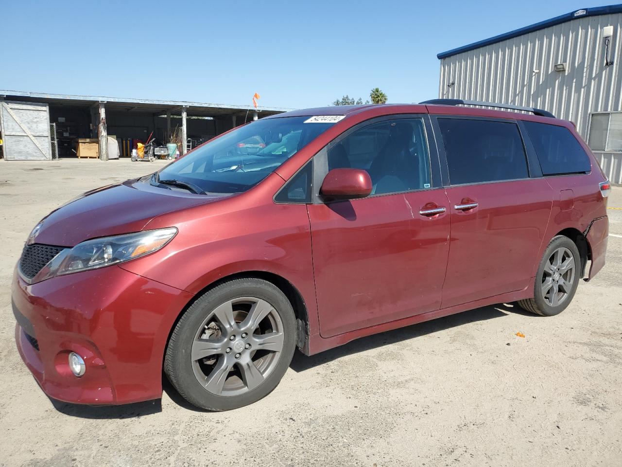 2017 TOYOTA SIENNA SE