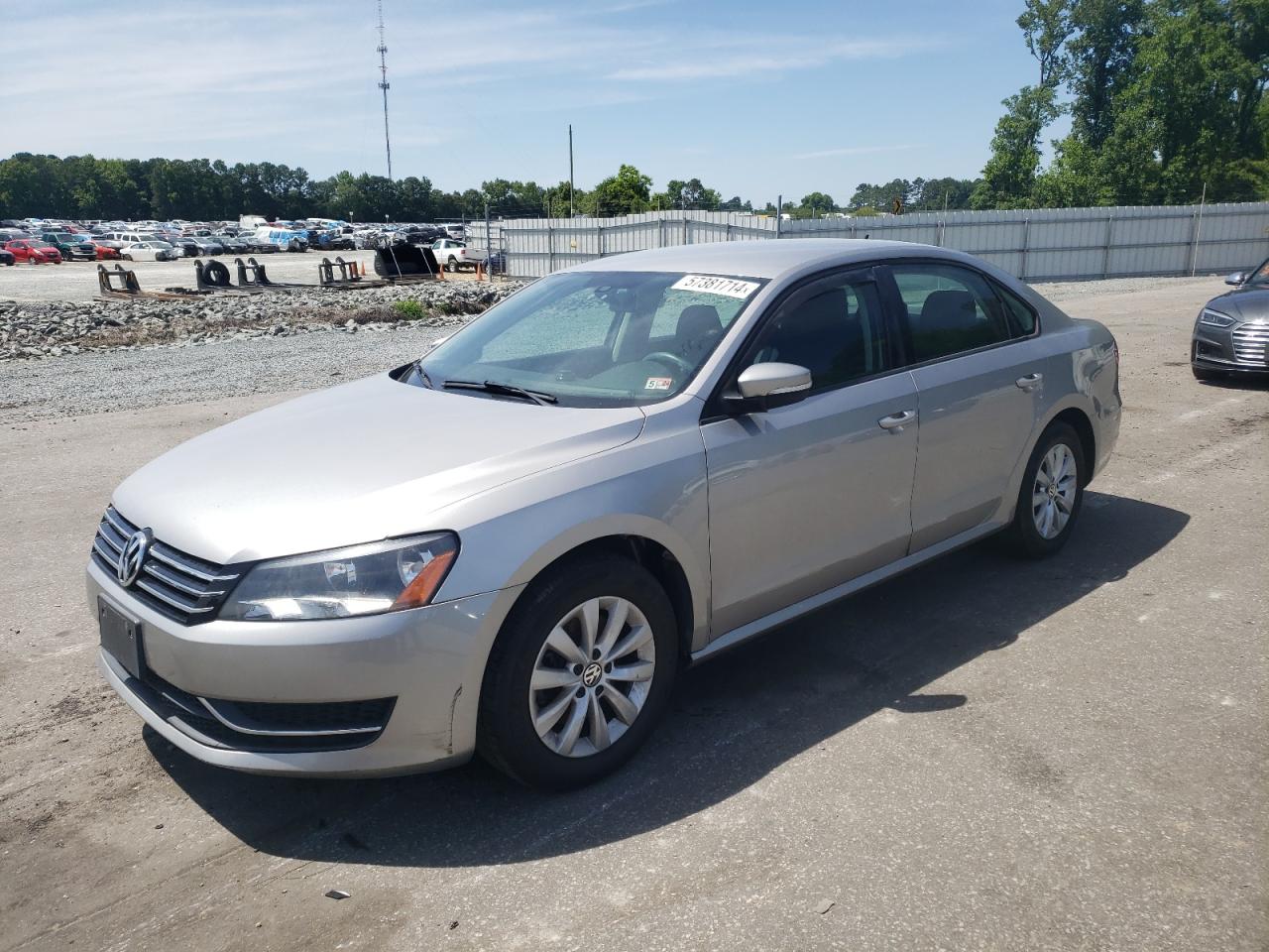 2013 VOLKSWAGEN PASSAT S