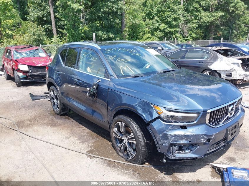 2022 VOLVO XC40 T5 INSCRIPTION