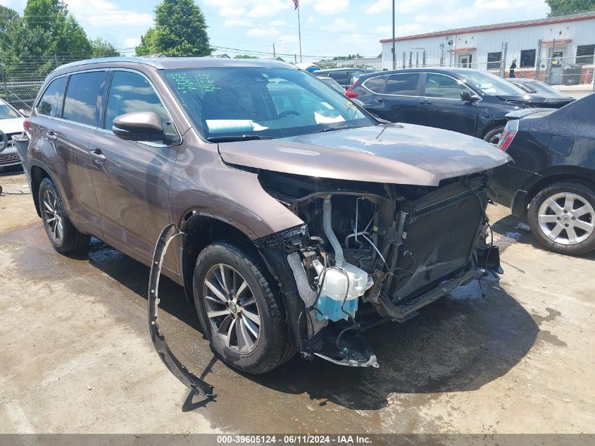 2017 TOYOTA HIGHLANDER XLE