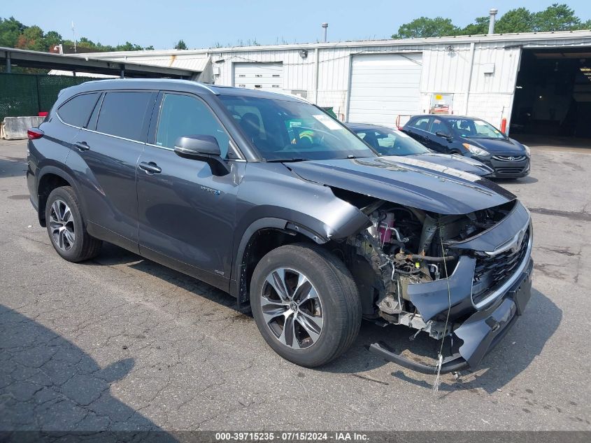 2021 TOYOTA HIGHLANDER HYBRID XLE