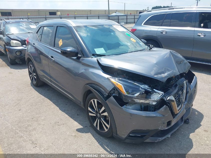 2019 NISSAN KICKS SR