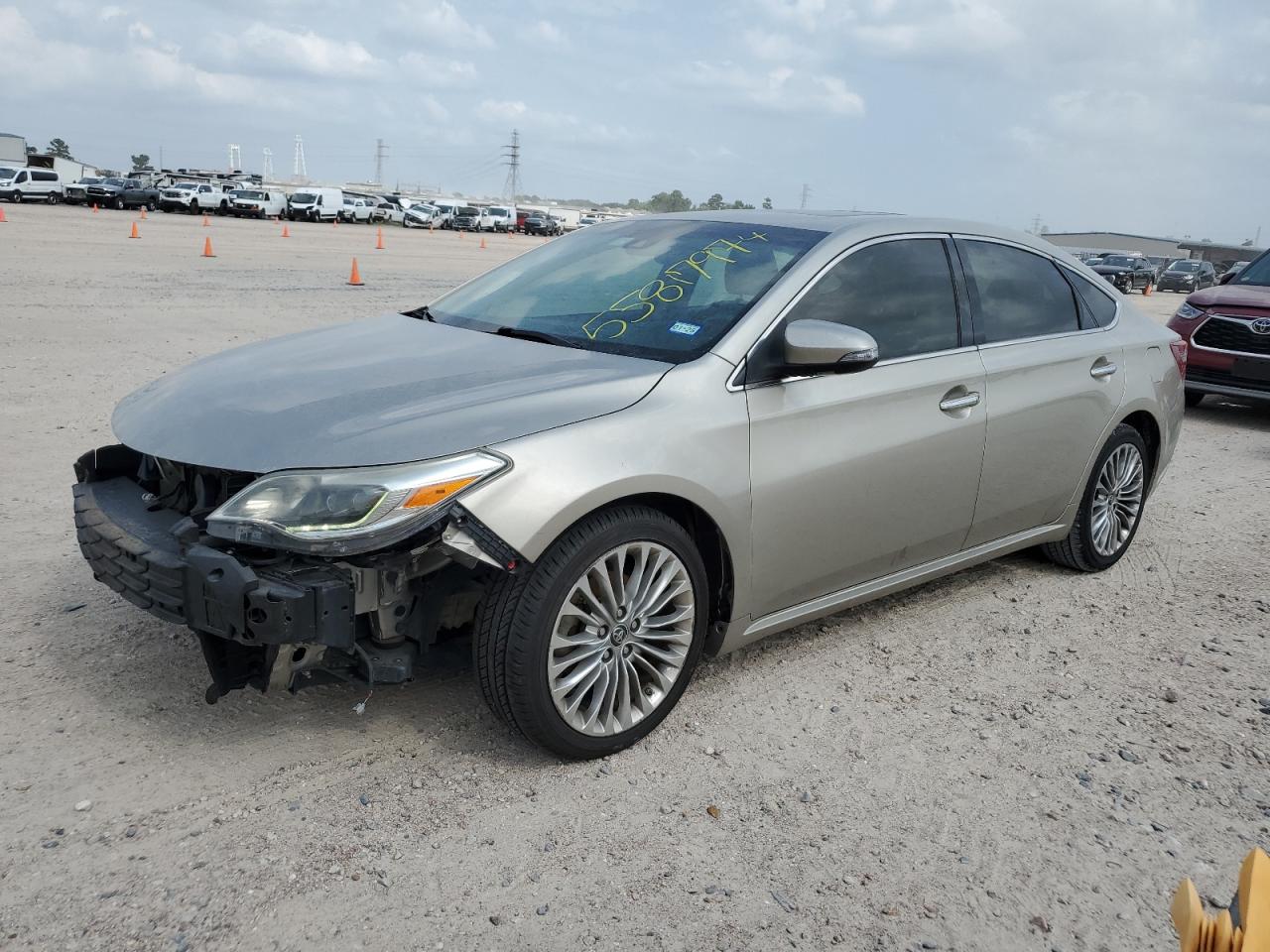 2016 TOYOTA AVALON XLE