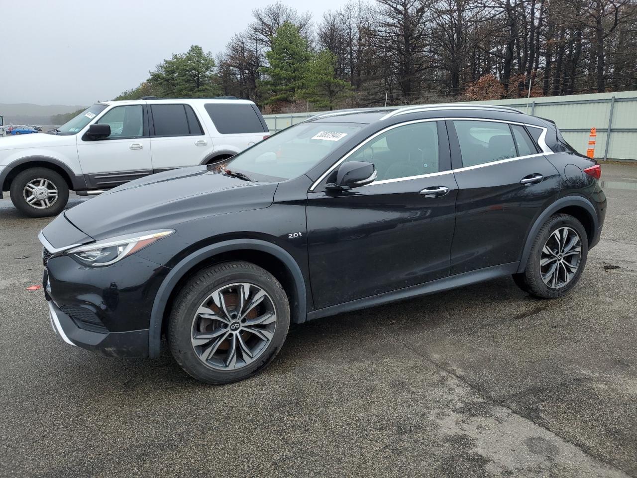 2019 INFINITI QX30 LUXE