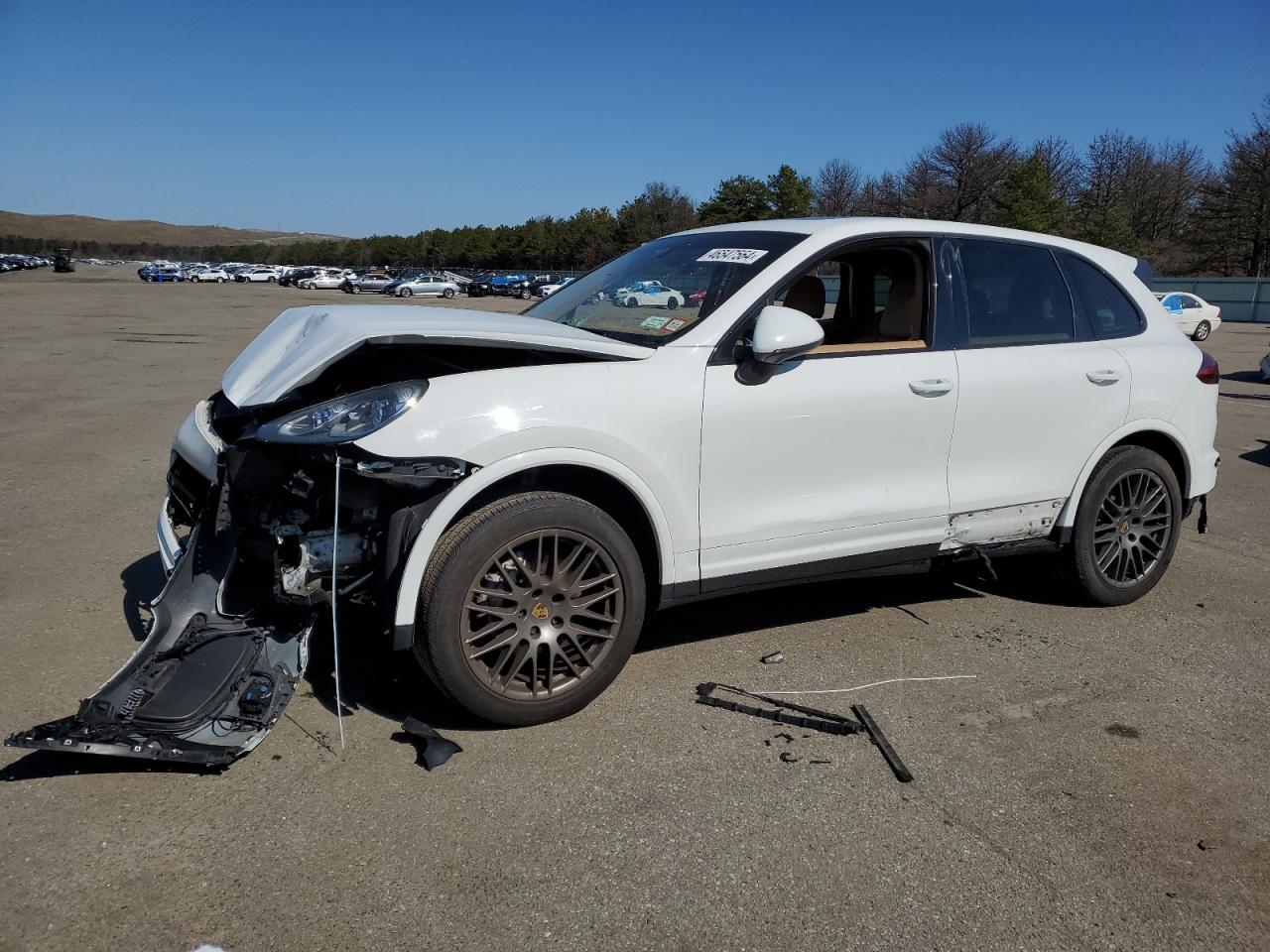 2017 PORSCHE CAYENNE