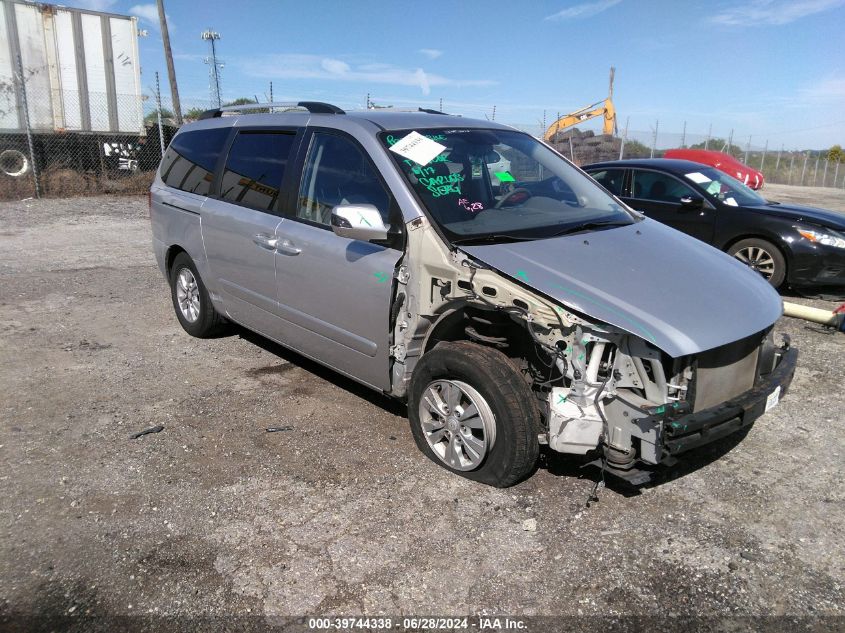 2012 KIA SEDONA LX