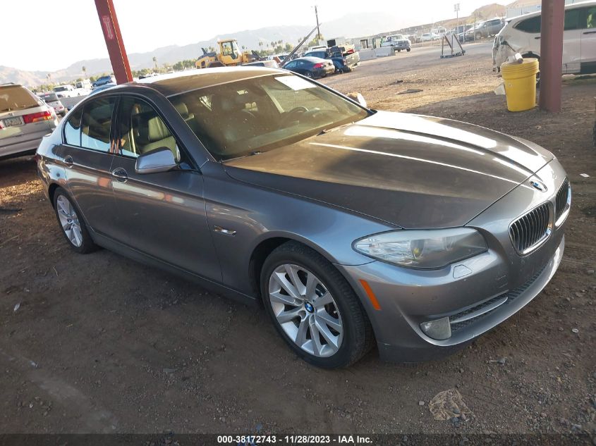 2011 BMW 528I