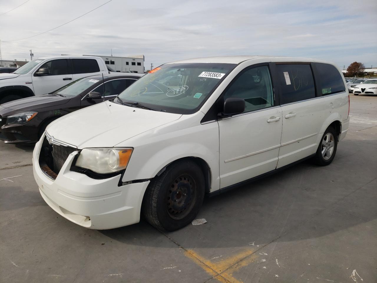 2010 CHRYSLER TOWN & COUNTRY LX