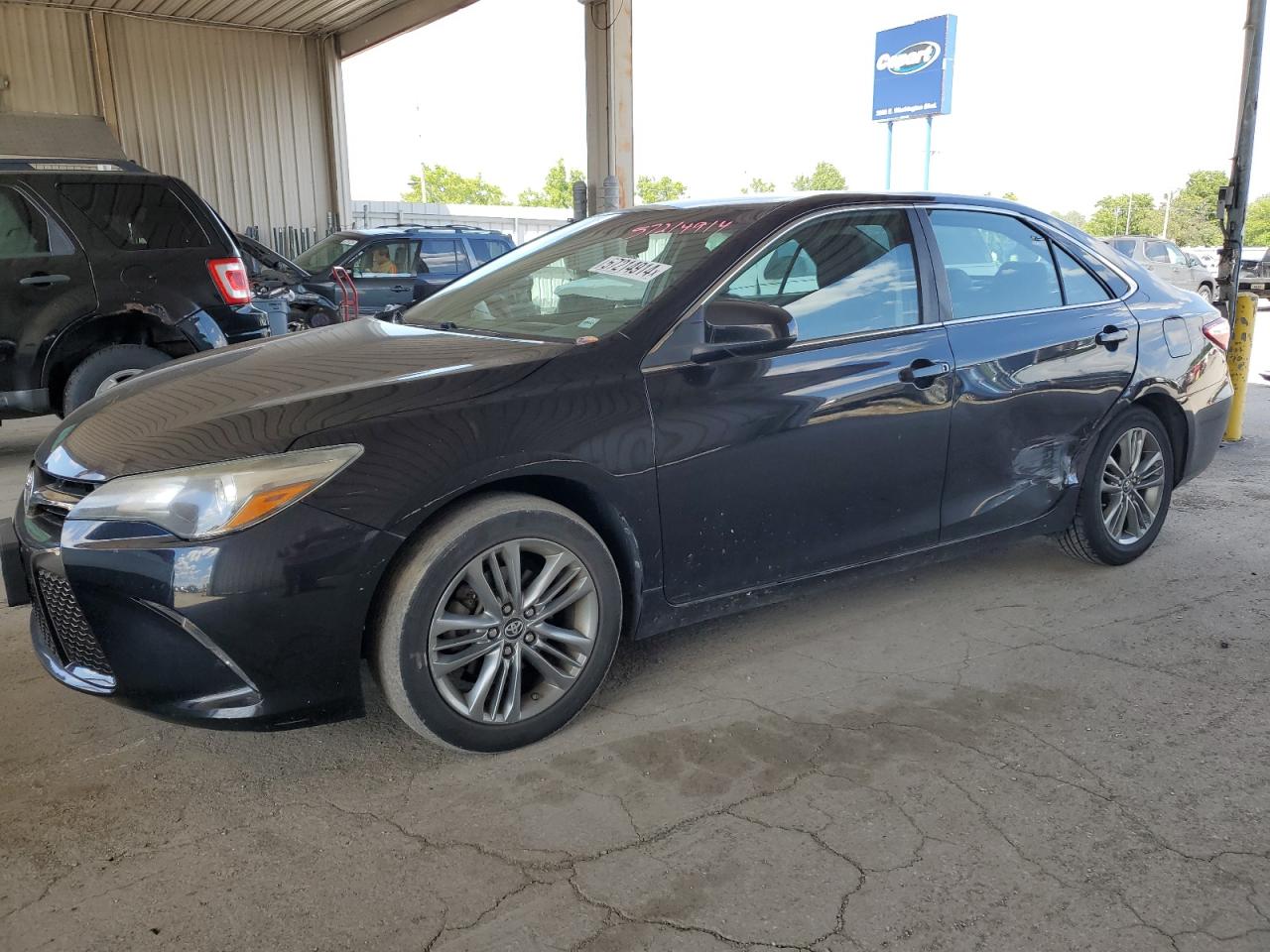 2017 TOYOTA CAMRY LE