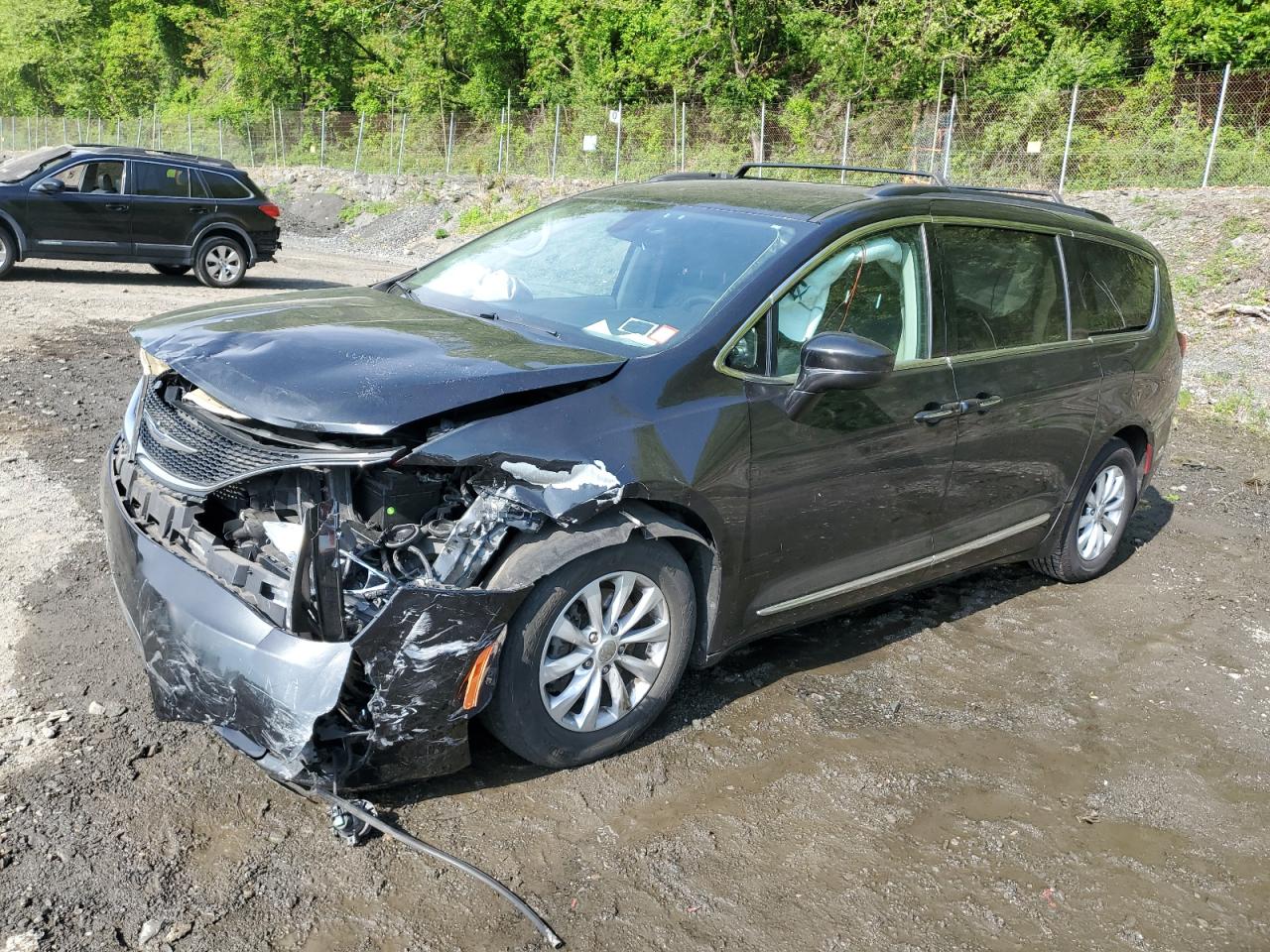 2017 CHRYSLER PACIFICA TOURING L