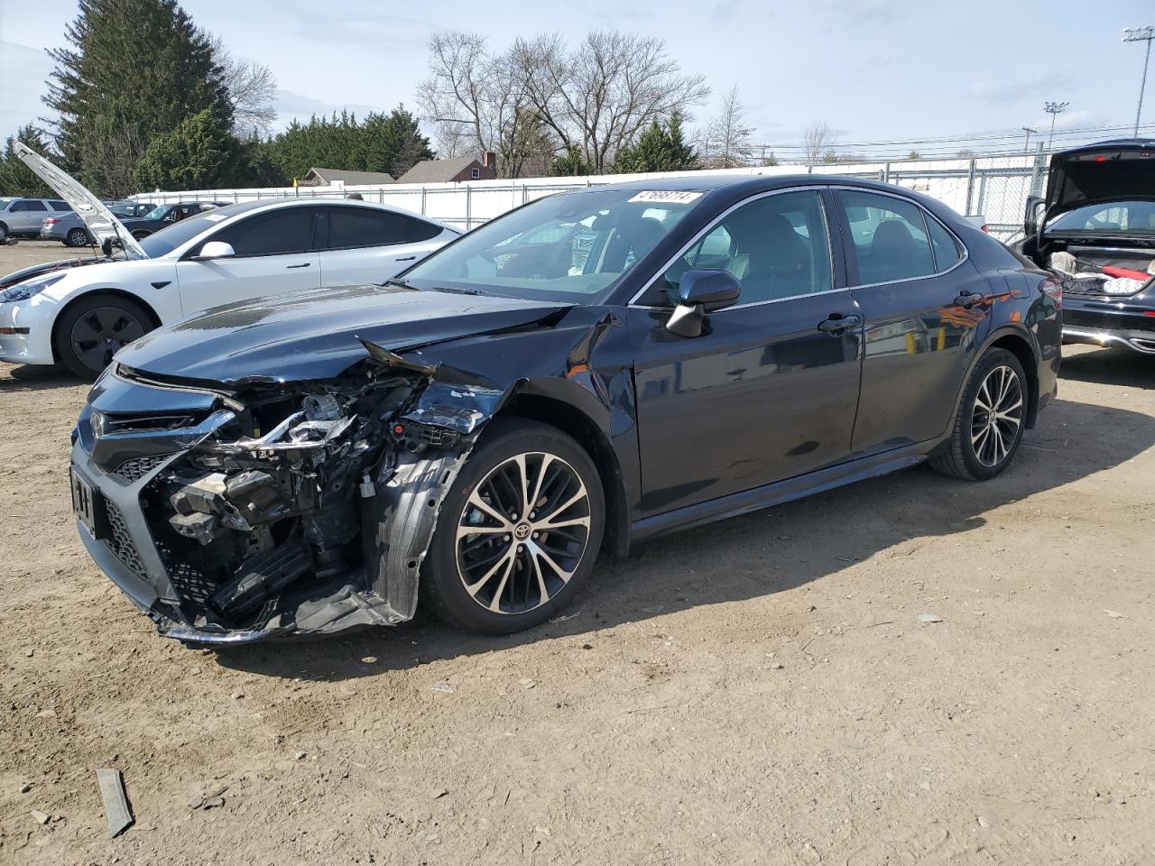 2020 TOYOTA CAMRY SE