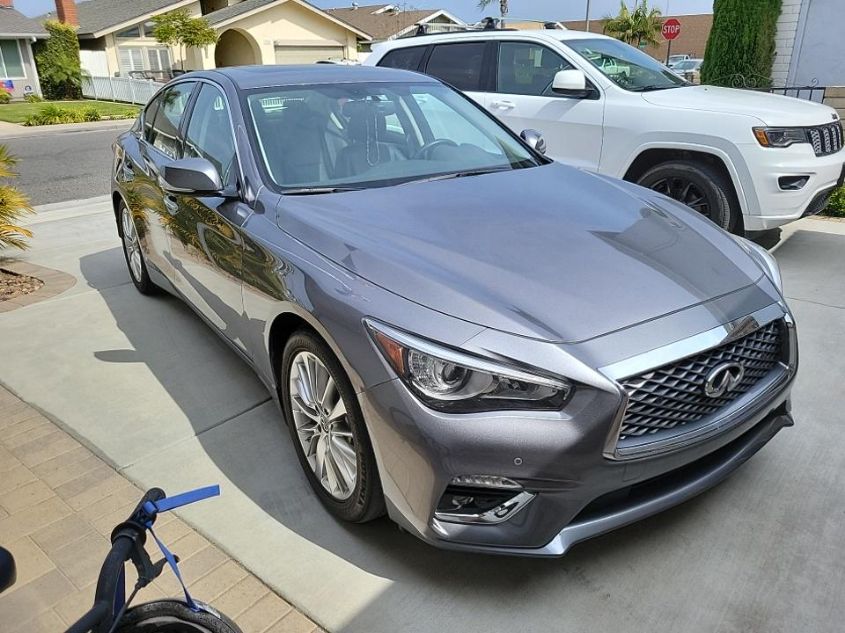 2021 INFINITI Q50 LUXE