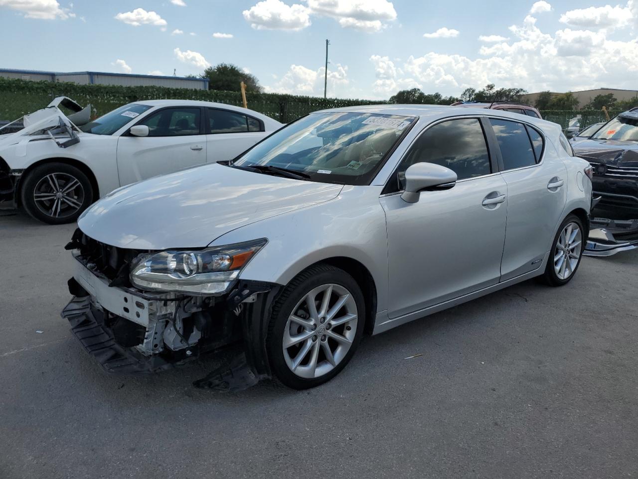 2013 LEXUS CT 200