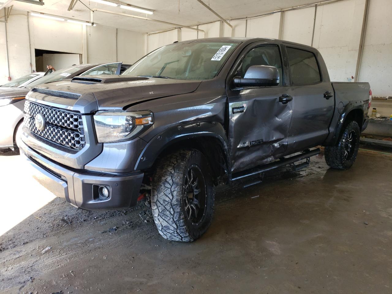 2019 TOYOTA TUNDRA CREWMAX SR5