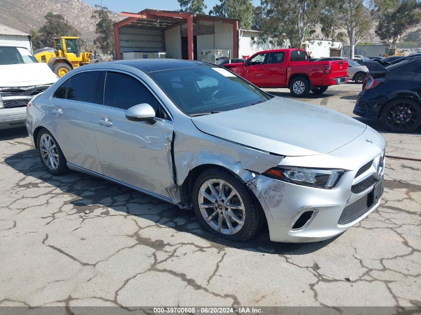 2019 MERCEDES-BENZ A 220