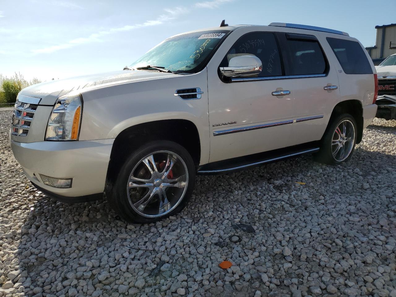 2010 CADILLAC ESCALADE LUXURY