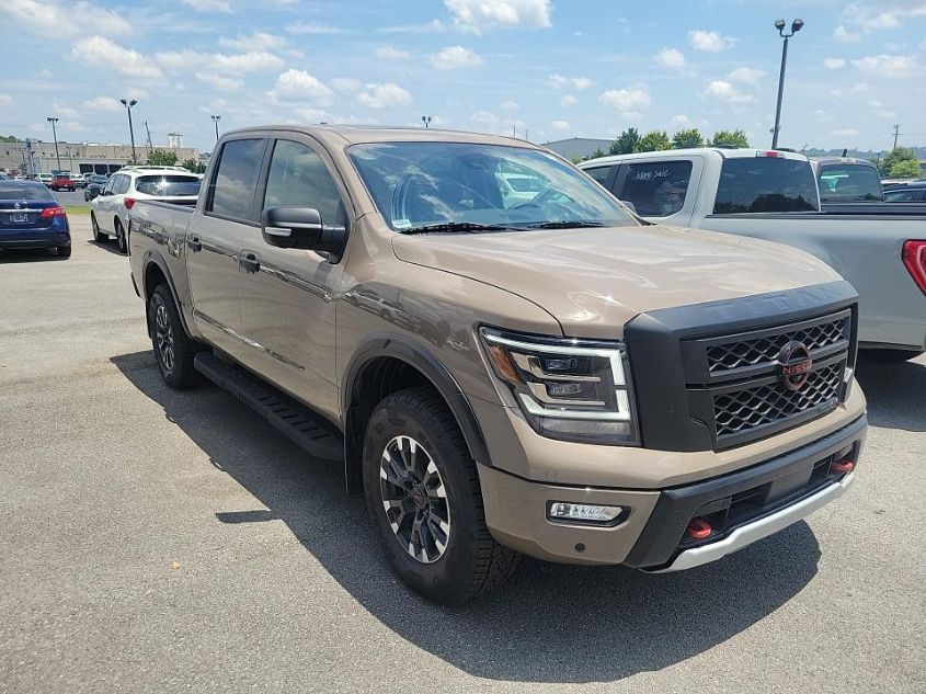 2024 NISSAN TITAN PRO-4X/PLATINUM RESERVE