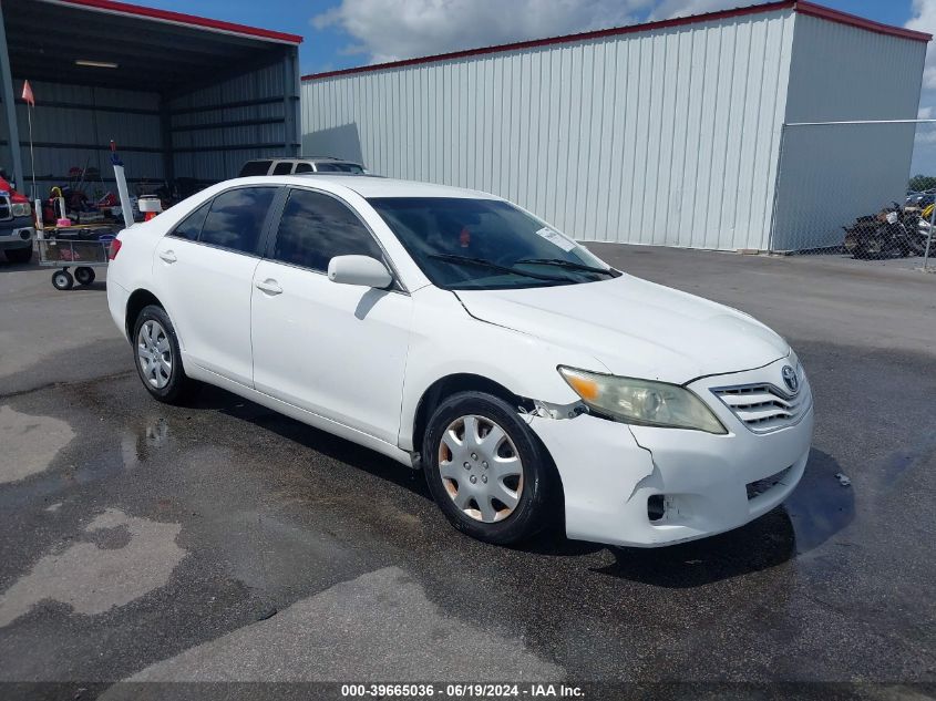 2011 TOYOTA CAMRY LE