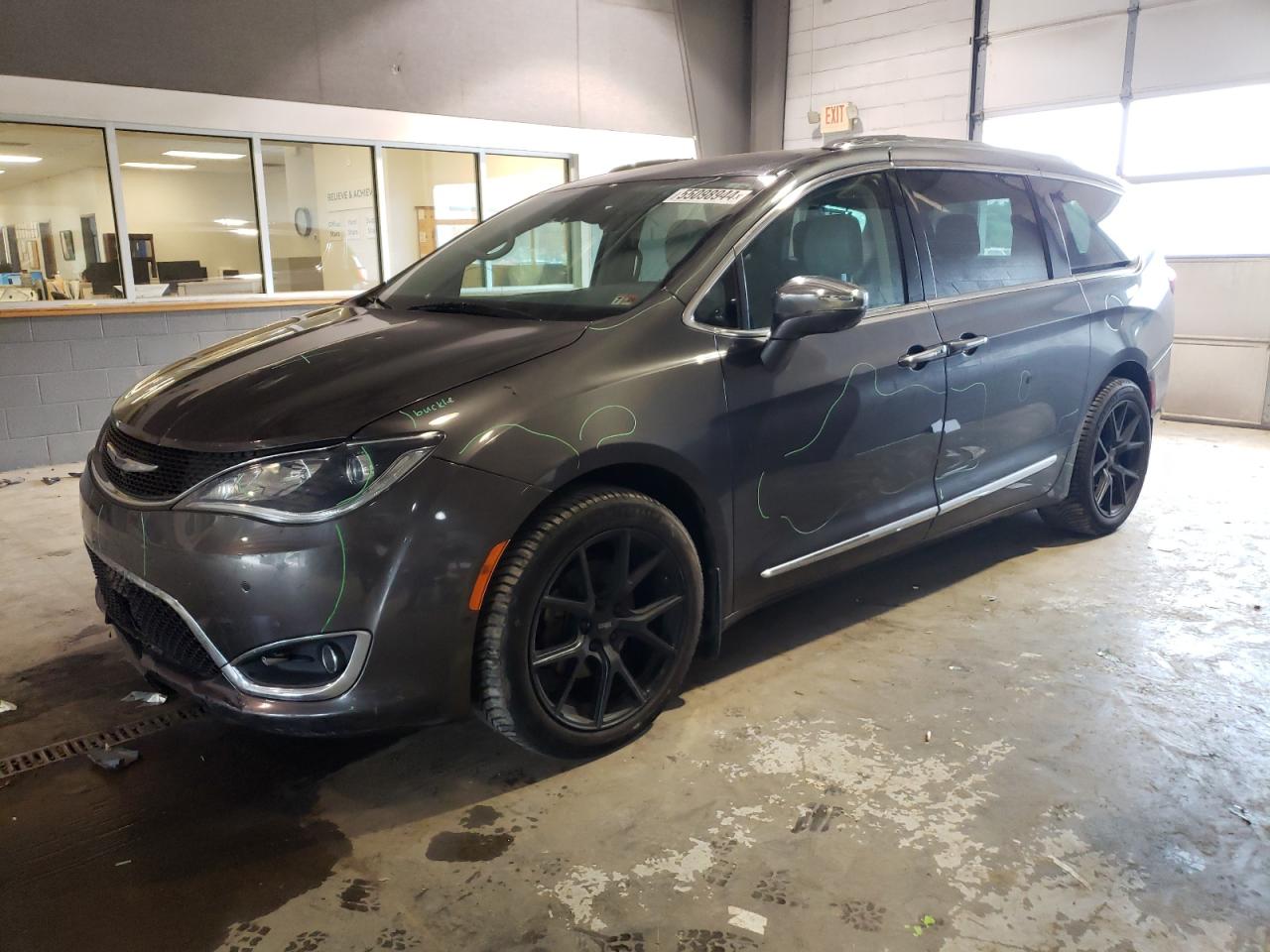 2017 CHRYSLER PACIFICA LIMITED