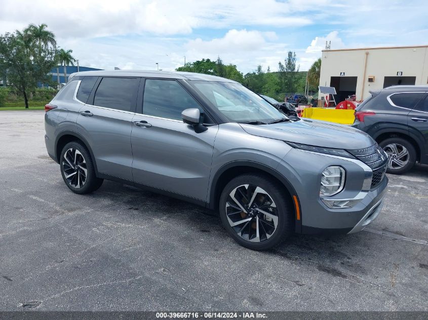 2024 MITSUBISHI OUTLANDER SE/BLACK EDITION