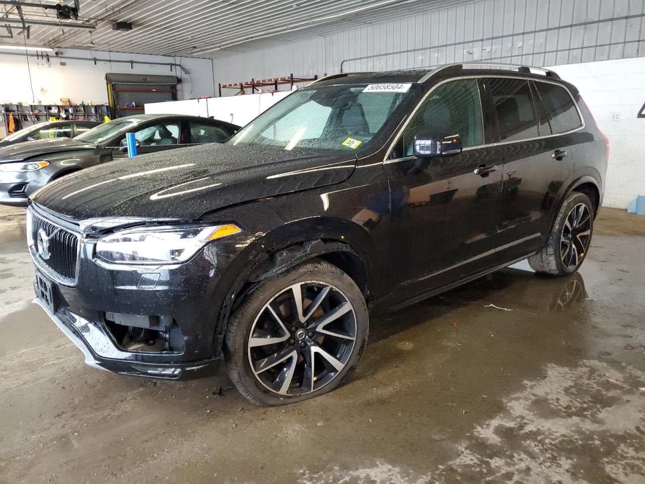 2018 VOLVO XC90 T6