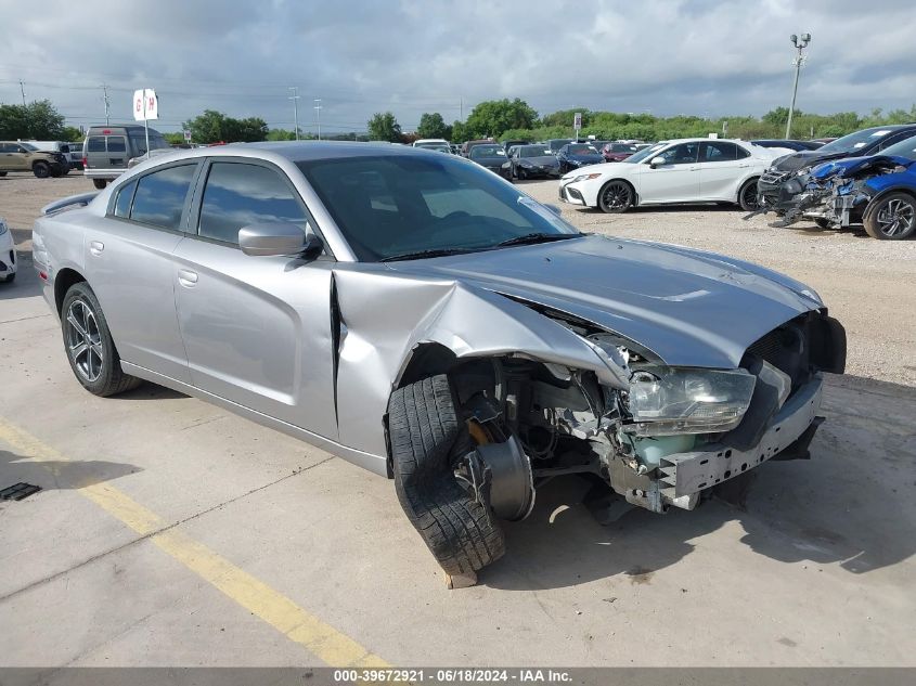 2013 DODGE CHARGER SE