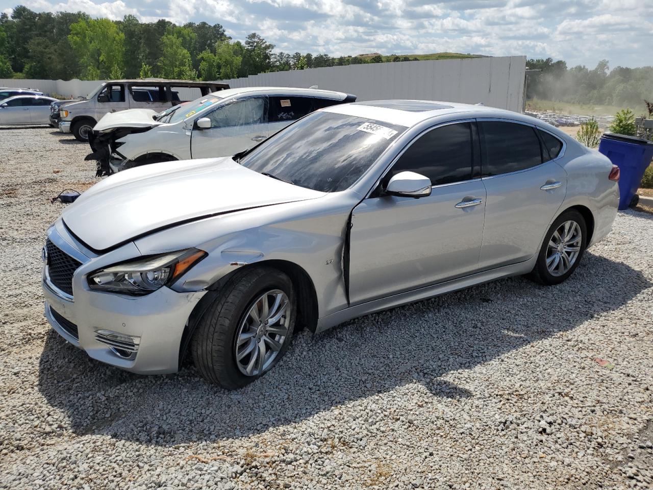 2018 INFINITI Q70 3.7 LUXE