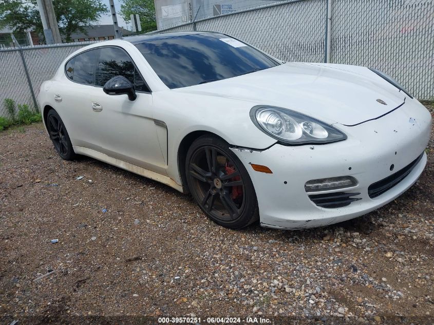 2012 PORSCHE PANAMERA 4